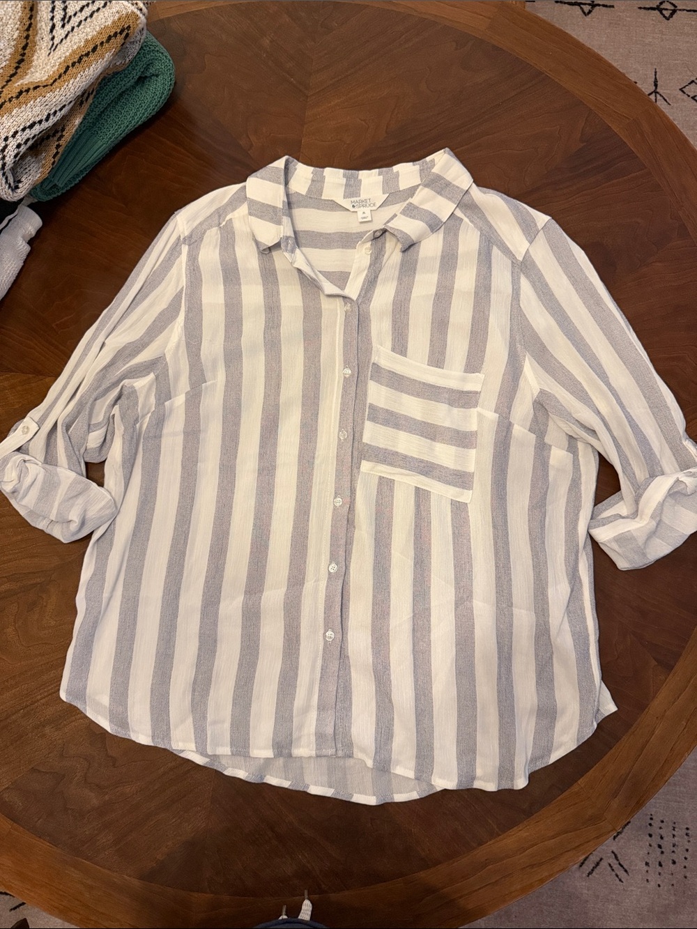 Market & Spruce White and Light Gray Striped Button-Down Shirt